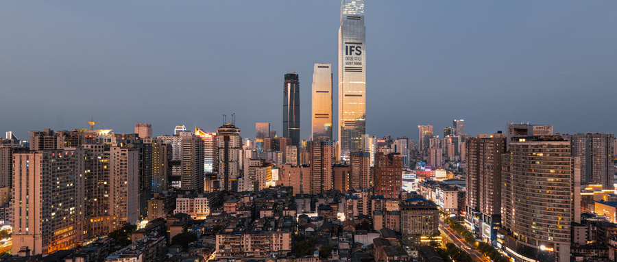 攝圖網_501572135_wx_黃昏的長沙中心城區（非企業商用）.jpg
